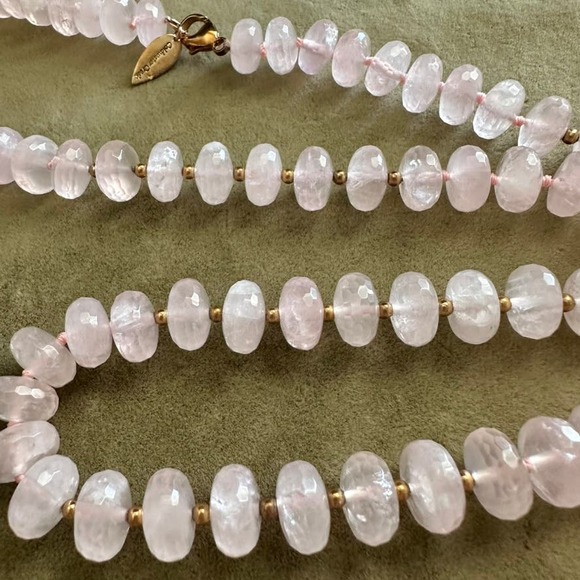 Coldwater Creek Elegant Pink Beaded Rose Quartz Necklace and Bracelet Set - Picture 3 of 7
